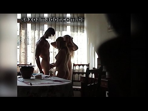 ❤️ Rakan seks menjemput seorang lelaki gergasi dan bertiga bersamanya ☑ pelacur pada ms.tuberxxx.ru ❌️❤